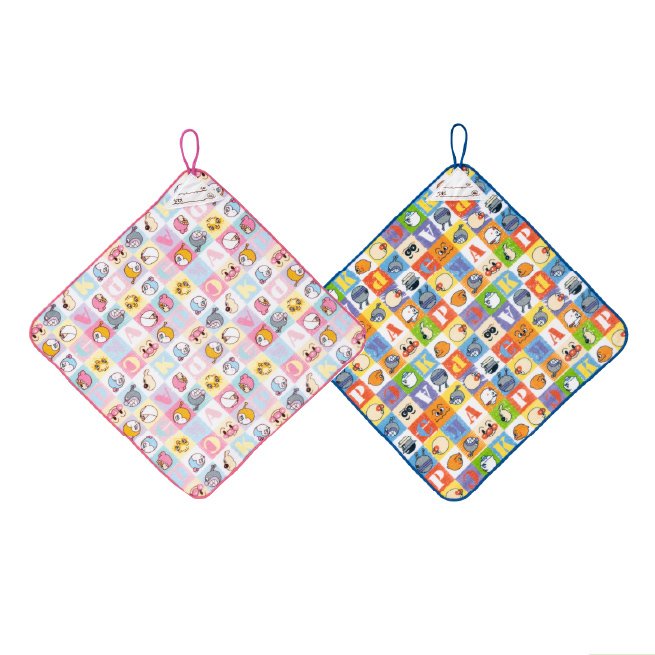 ブロック総柄ループ付きタオル